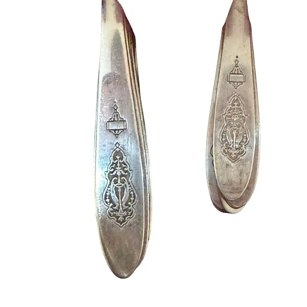 Holmes Edwards Danish Princess 1938 82pc Silverplate Flatware Set w Chest